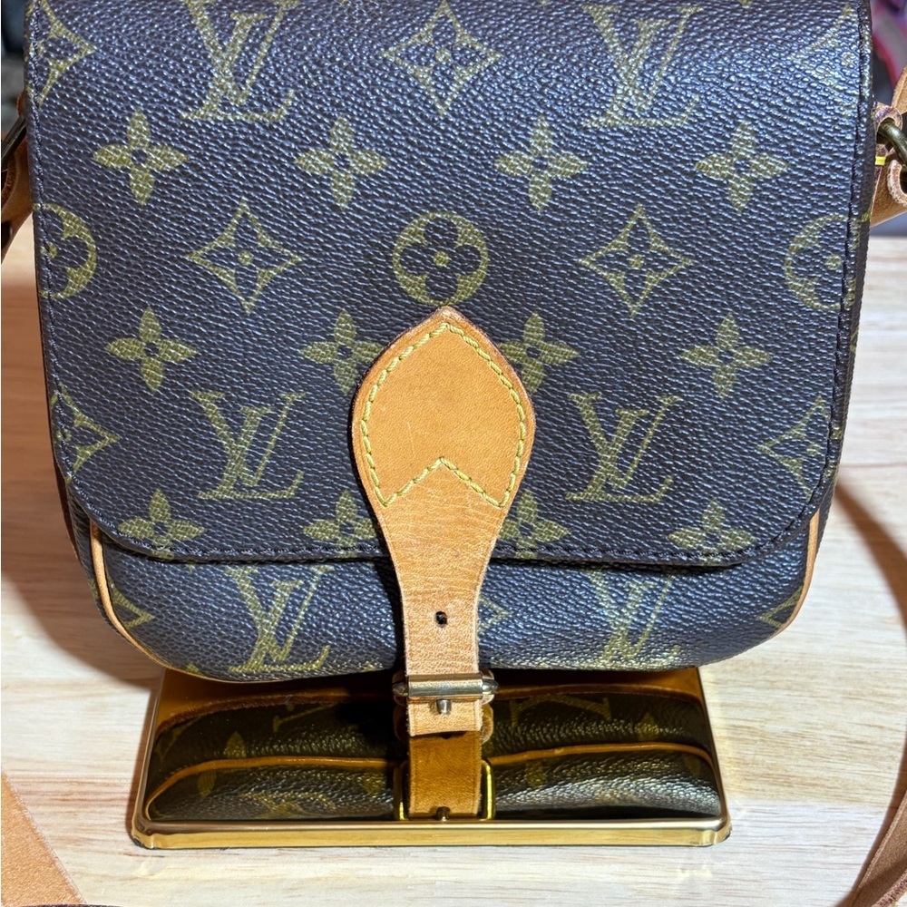 Louis Vuitton Monogram Tan Crossbody Bag - Picture 2 of 9